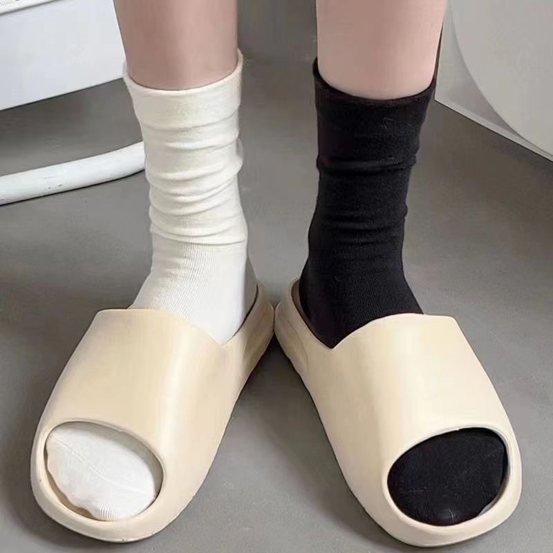 Confinement socks breathable sweat-absorbent women's pile socks autumn and winter white confinement socks cotton Korean style versatile women's mid-calf length socks