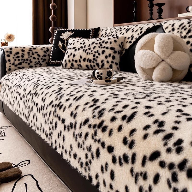 High-grade leopard print leather sofa cushion autumn and winter this year's new thick non-slip straight cushion winter sofa cover cover cloth