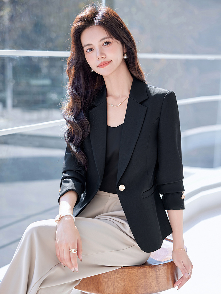 Short suit jacket for women Spring and Autumn 2024 New this year popular casual top high-grade temperament women's suit