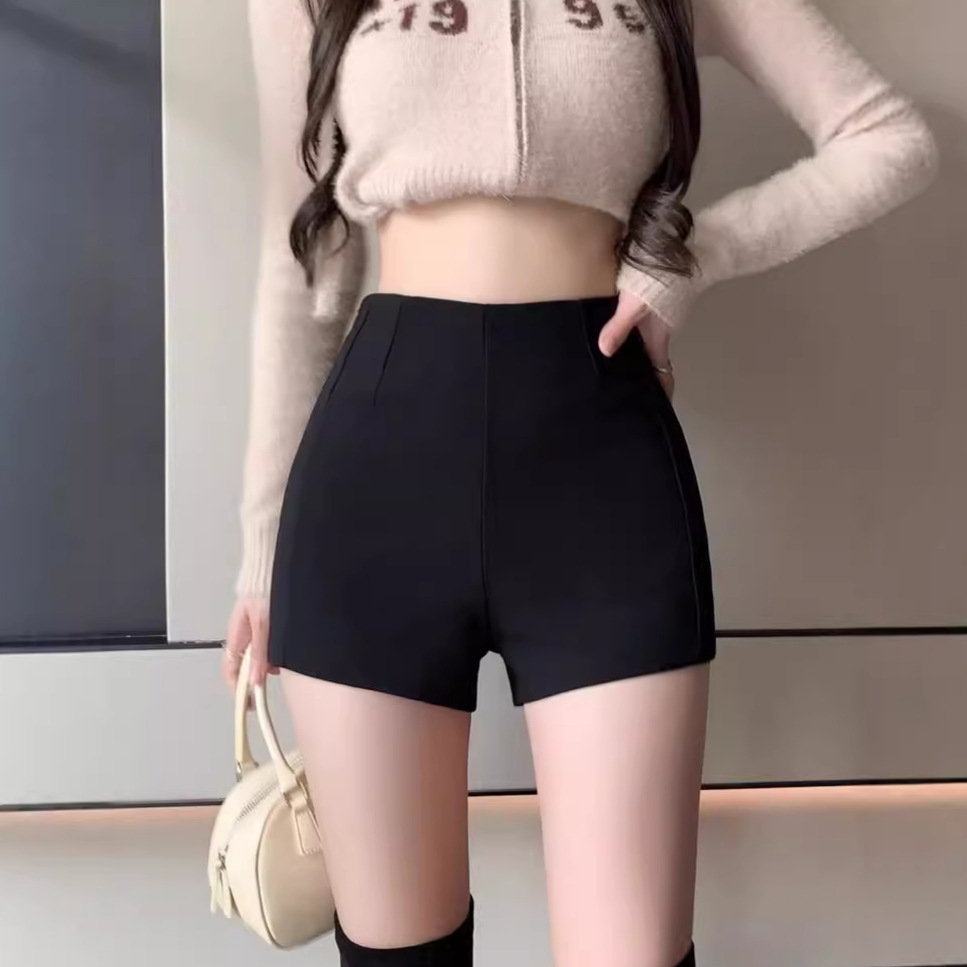 Black High-end Sexy Hot Pants Women's 2024 Spring and Autumn High Waist Side Zipper A- Shoe Pants Short Hip-lifting Shorts