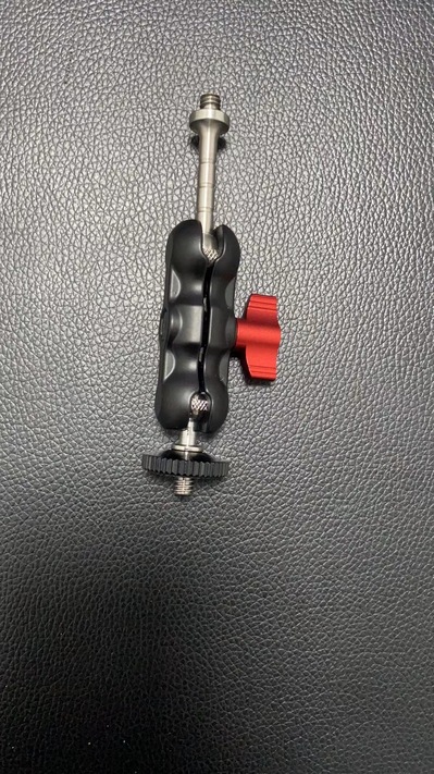 Picture of Small magic hand bracket double head screw connection strange hand magic arm bracket flash pea clip pea pod