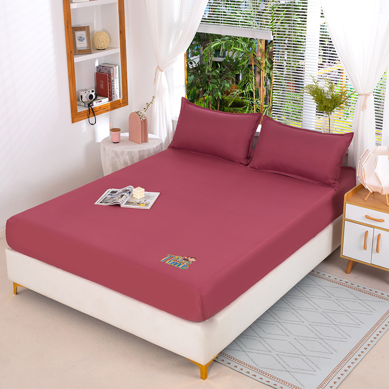 Picture of Bed sheet single-piece fitted sheet all-inclusive bedspread mattress protective cover washed cotton summer maternal and child washed cotton fitted sheet three-piece set