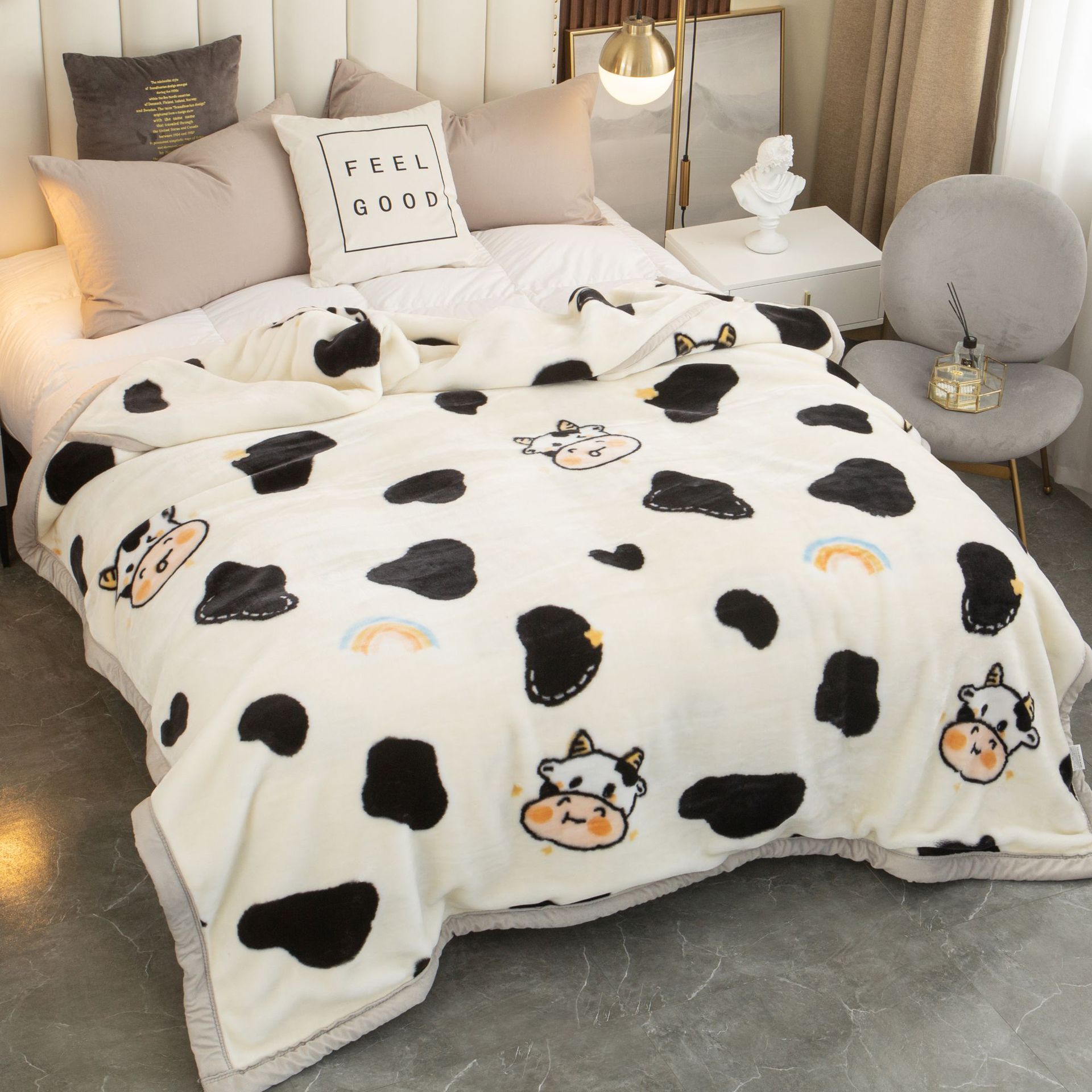 Picture of Thickened Raschel Blanket Factory Wholesale Winter Warm Blanket Flannel Cover Blanket Bed Sheet Double Layer Antistatic Cloud Blanket