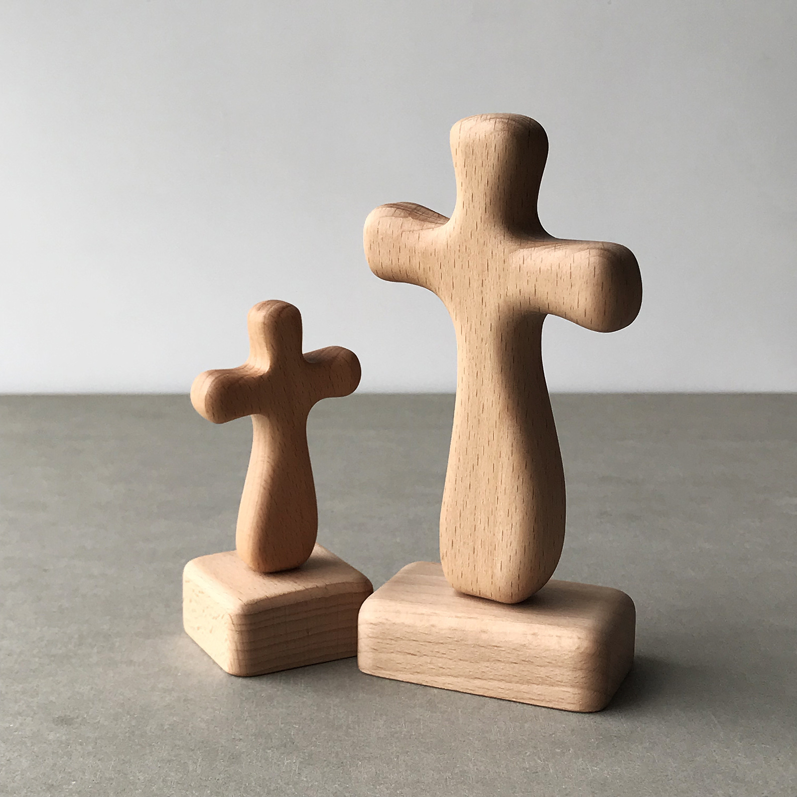 Yishujia · Praise Beech Cross Desktop Decoration Cute Gift Craft 72007/72011