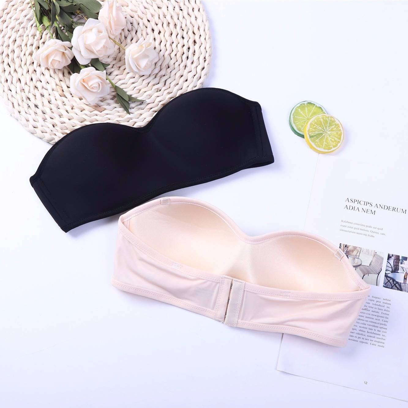 Picture of Japanese and Korean Style Sexy Simple Girls Underwear 3D Invisible Underwear Rimless Strapless Strapless Push-up Bra