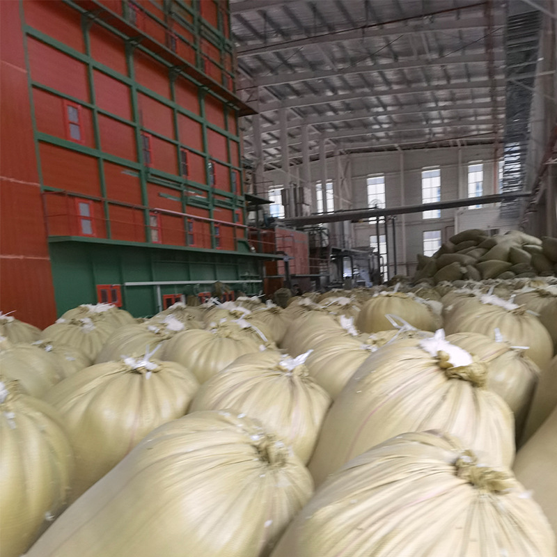 Picture of New National Standard 90 White Duck down 90 down Provides Report Washed 90 down Jacket Filling Special down Sterile Regenerated down