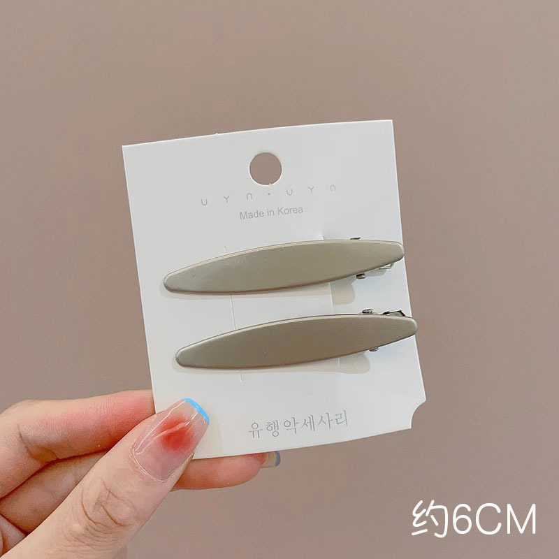 Picture of Y2g hairpin metal sweet cool bangs hairpin makeup hair accessories forehead broken hairpin simple clip 2023 new female