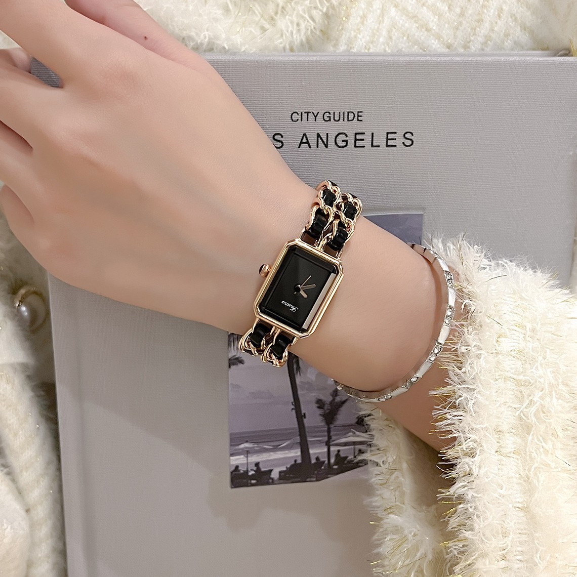 Picture of Cacaxi xiangfeng watch women's weatherproof belt genuine goods waterproof quartz watch ladies watch wholesale A306