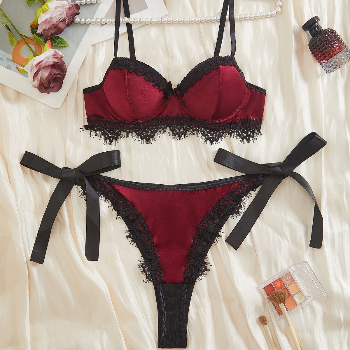 Cross-Border French-Style Sexy Velvet Lace Trim Underwire Bra Set with Bowknot Sexy Lace