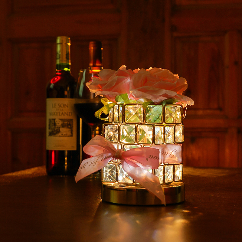 Crystal New Rose Birthday Gift for Girls Night Light High-End Atmosphere Flower Bedside Table Atmosphere Table Lamp