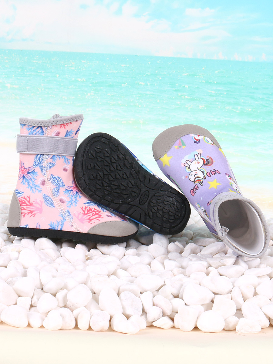 Picture of Children's high-tube beach shoes and socks non-slip anti-collision quick-drying baby swimming trail shoes adult seaside sea wading shoes