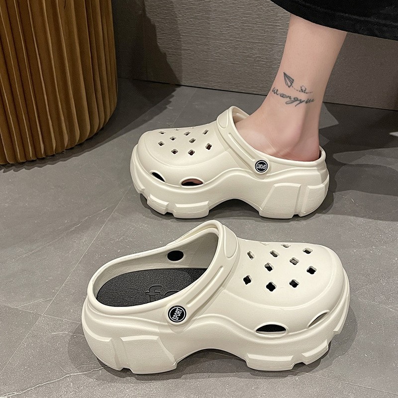 Picture of Baotou EVA hole shoes in 2025 new fashion and versatility student comfortable and casual two-wear non-slip slippers for women's summer