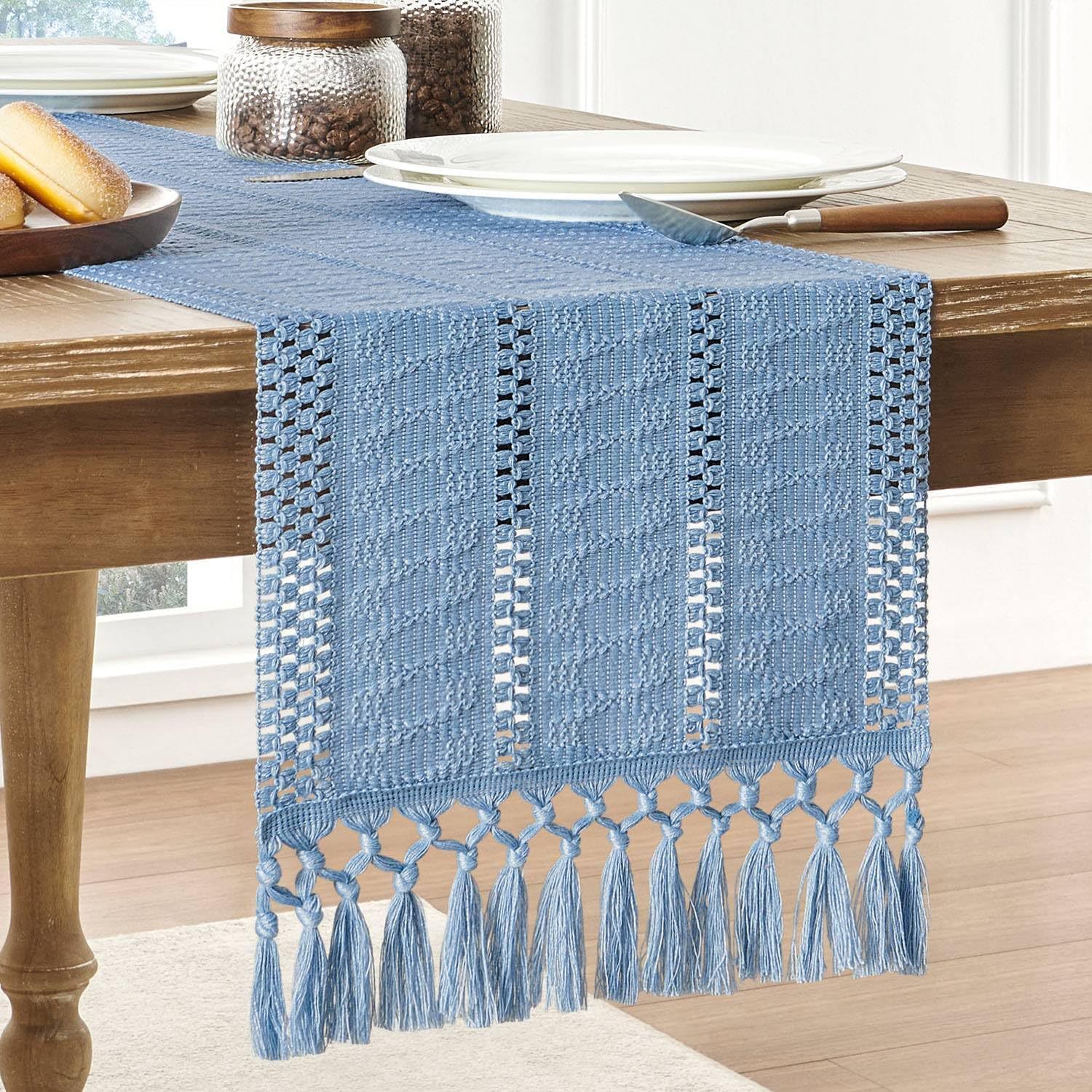 Amazon Hot Selling Cotton and Linen Table Flag Knot Tassel American Light Luxury High-end Holiday Table Decoration Wholesale and Retail