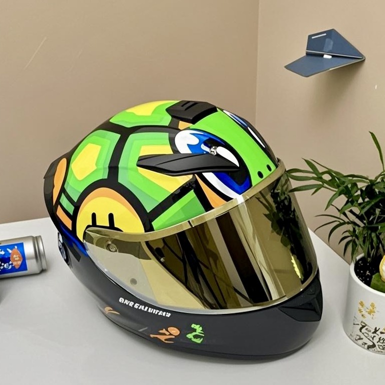 Full-Face Men's Motorcycle 3C Helmet, Cycling Helmet, Full-Face Electric Vehicle Helmet, Men's and Women's All-Season Summer Helmet, Universal for All Seasons