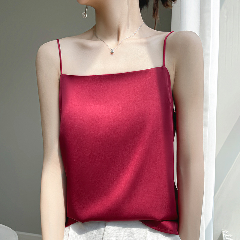 Picture of Cross-Border 2025 Summer New Plus-Size Women's Tops Base Camisole for Women to Wear Outside and Inside for Summer Hot Girls
