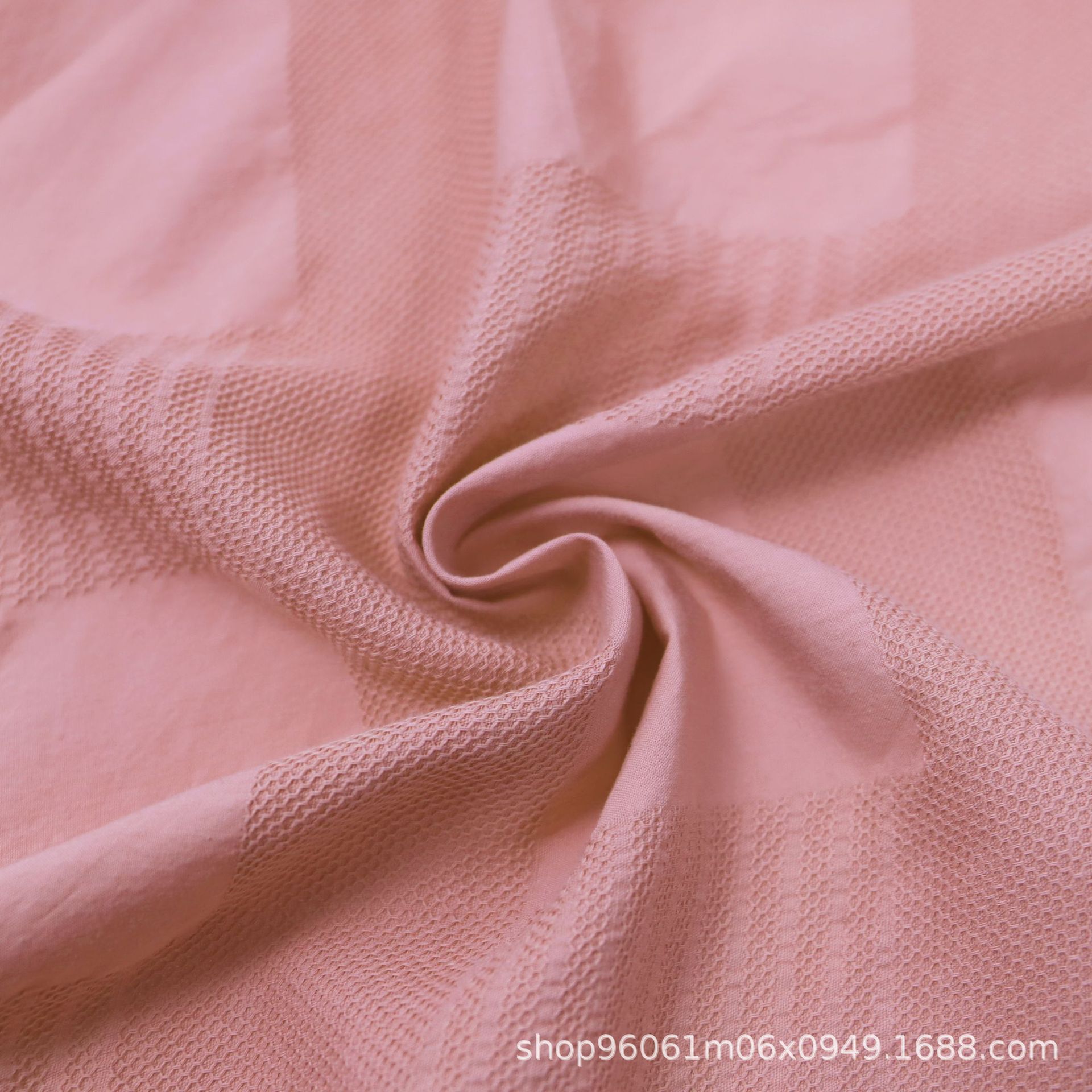 Picture of Combed Cotton Plain Large Check Jacquard Fabric for Clothing Dresses Shirts Designer Fabric Yarn-Dyed Three-Dimensional Jacquard