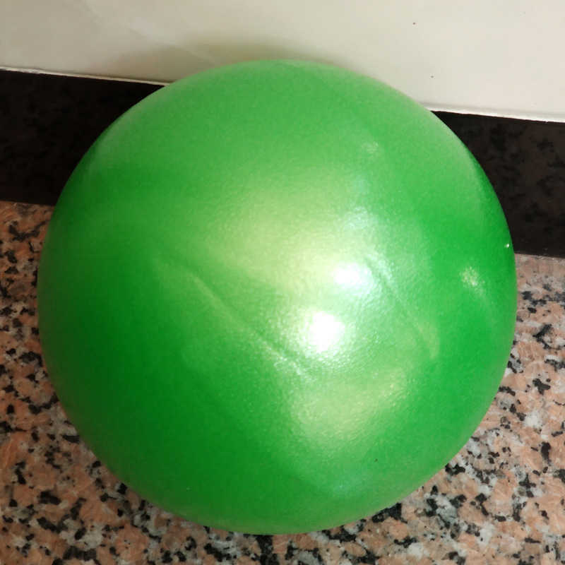 Picture of Yoga ball frosted thick explosion-proof clip back ball straw ball gymnastics ball fitness ball 25cm pilates ball wholesale