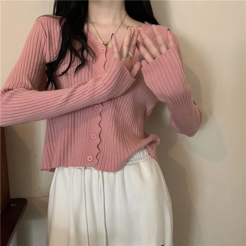Spring and Autumn 2023 New V-neck Knitted Sweater Long Sleeve Cardigan Small Coat Fashionable All-match Women's Gentle Style Top