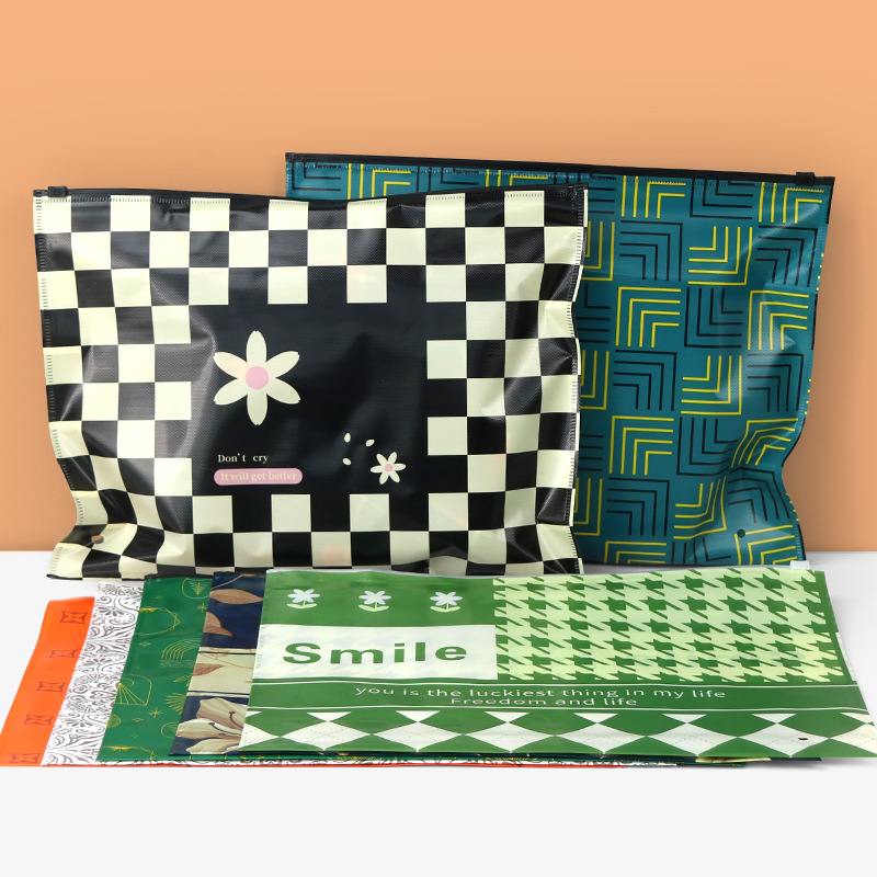 in stock PP zipper bag thin clothing classification storage bag clothing packaging bag fashion simple opaque zipper bag