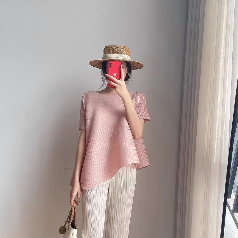 Pleated Top for Women~~Irregular Pleated Short-Sleeved Round Neck Loose Slimming Look Mid-Length Niche T-Shirt Thin Summer