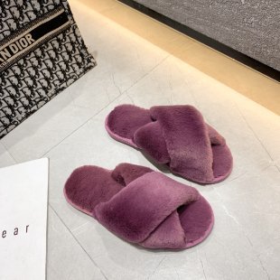 Picture of Foreign trade plush cotton slippers for women 2022 autumn and winter New Women's Flat open toe home Cross plush slippers wholesale