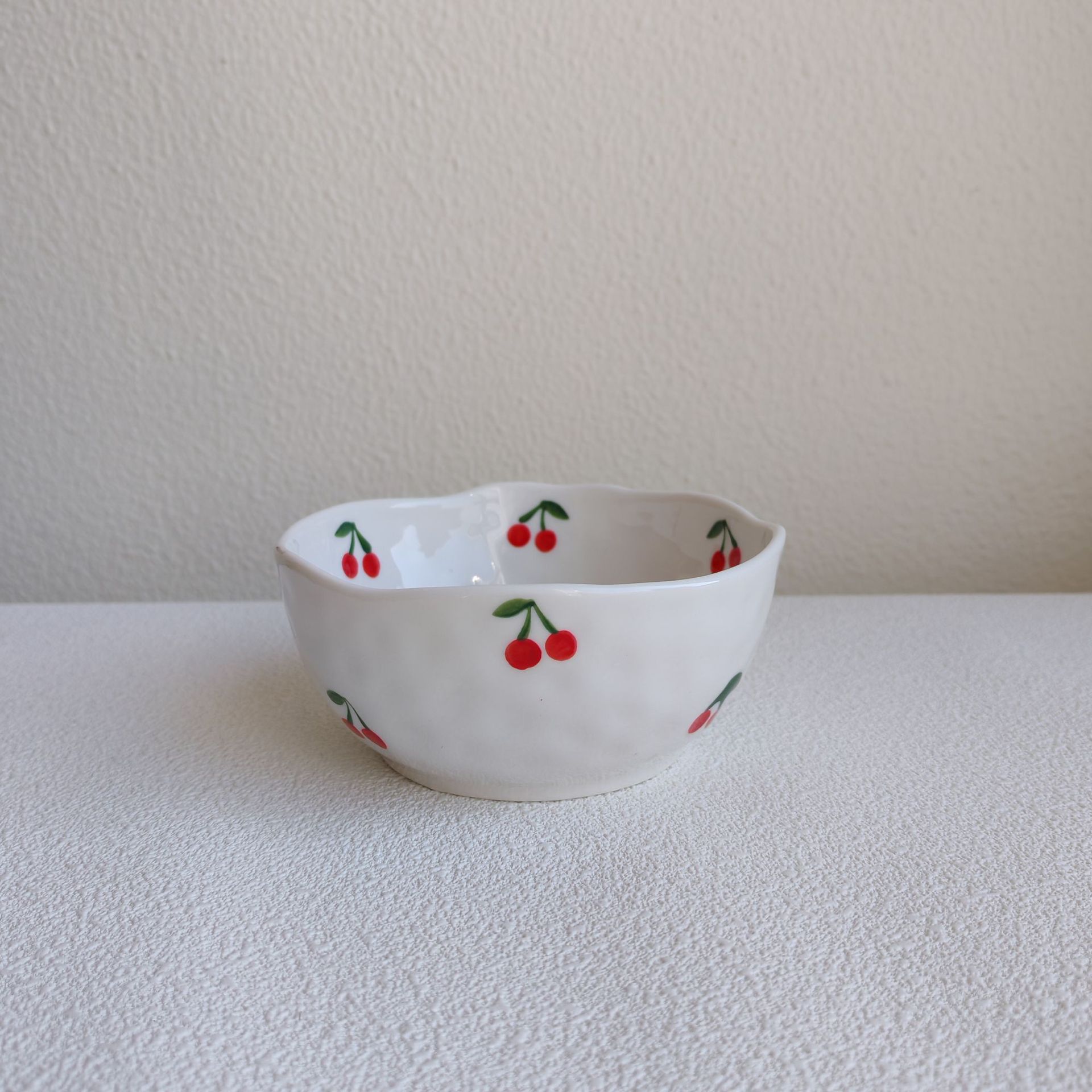 Picture of 5inch Ceramic Bowl Underglaze Color Hand-Painted Cute Fruit Bowl Dessert Bowl Restaurant Home Bowl Export to Russia