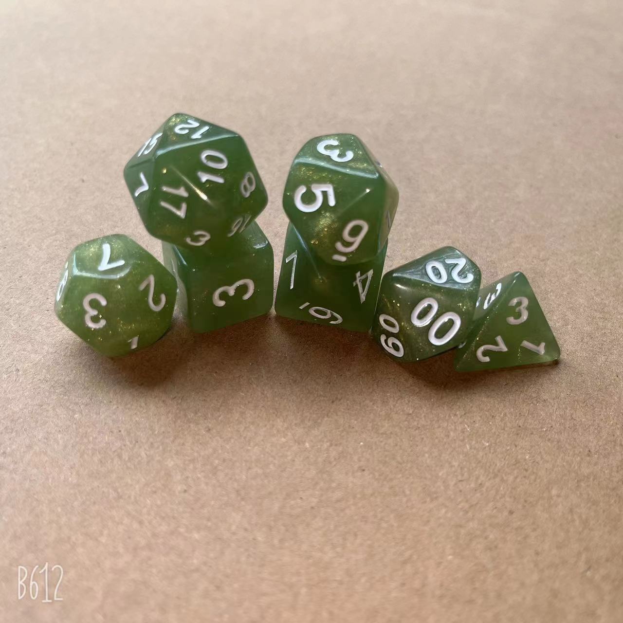 Picture of Multi-sided dice seven-piece Dungeons and Dragons table game dice DND sieve TRPG running group Amazon quick sale