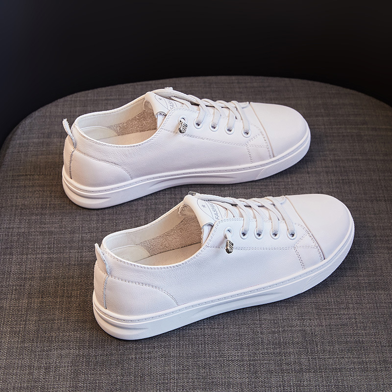 First-Layer Cowhide White Shoes for Women 2025 Spring Genuine Leather New Versatile Foot-Showing Small Flats Casual Sneakers