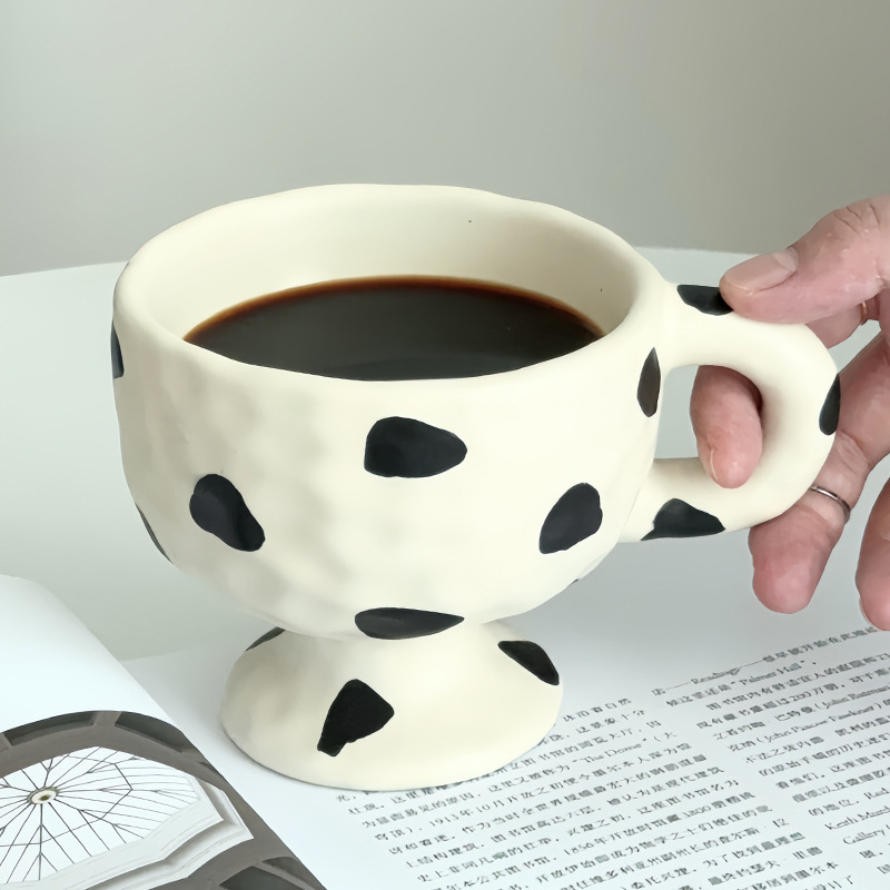 Picture of Personalized Simple Ceramic Creative Mug Hand Kneading Irregular Couple Hand Gift Drinking Cup Tea Cup Tall Coffee Cup