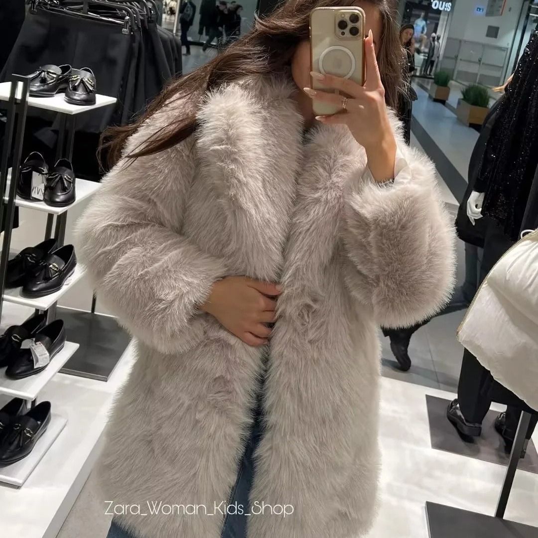 Picture of Autumn and winter artificial wool warm coat 2024 women's new warm wool cotton-padded coat fashion large lapel cotton-padded coat
