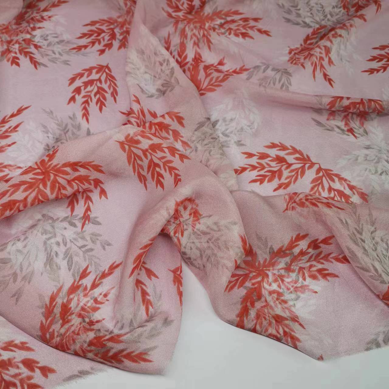 100% Silk Printed Chiffon Fabric 7mm Silk Chiffon Dress Silk Scarf Fabric