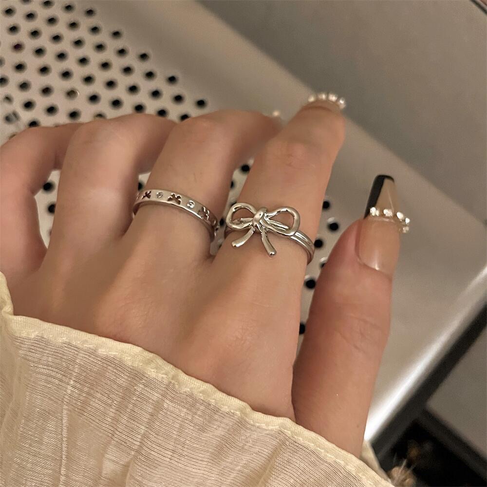 Niche Design Sense Bow Ring Open Personality High-grade Adjustable Women's silver Stacked Ring Sweet Cool Cold