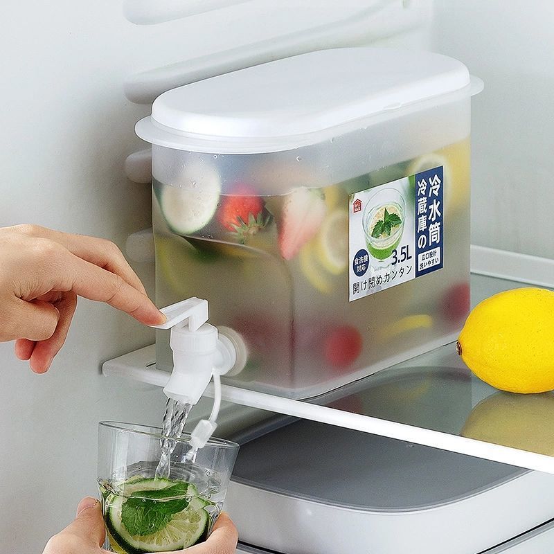 Household lemon water bottle cold water bottle cold water bucket cold water bottle ice water refrigerator fruit teapot