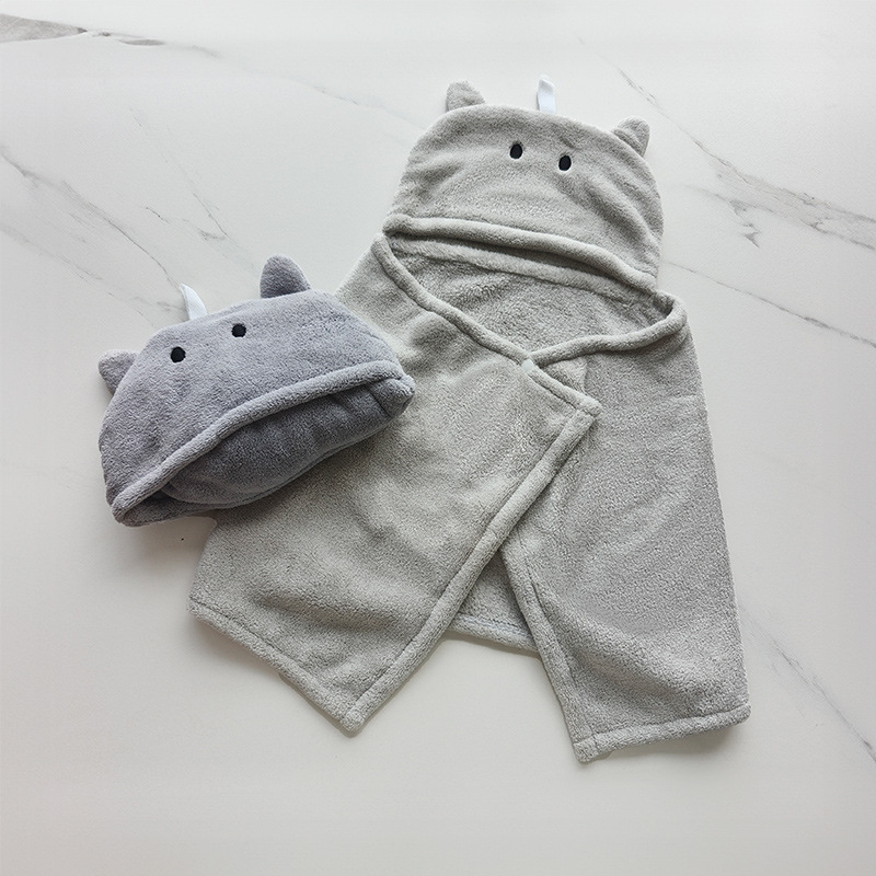 Export Coral Velvet Pet Dog Bath Hooded Bath Towel Absorbent Towel Quick-Drying Thickened Cute