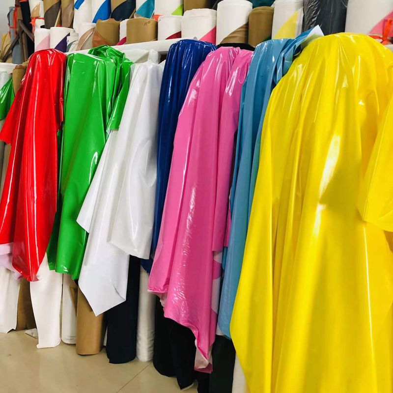 Yiwu leather spot soft mirror leather light soft PU leather stage costume props leather edging fabric