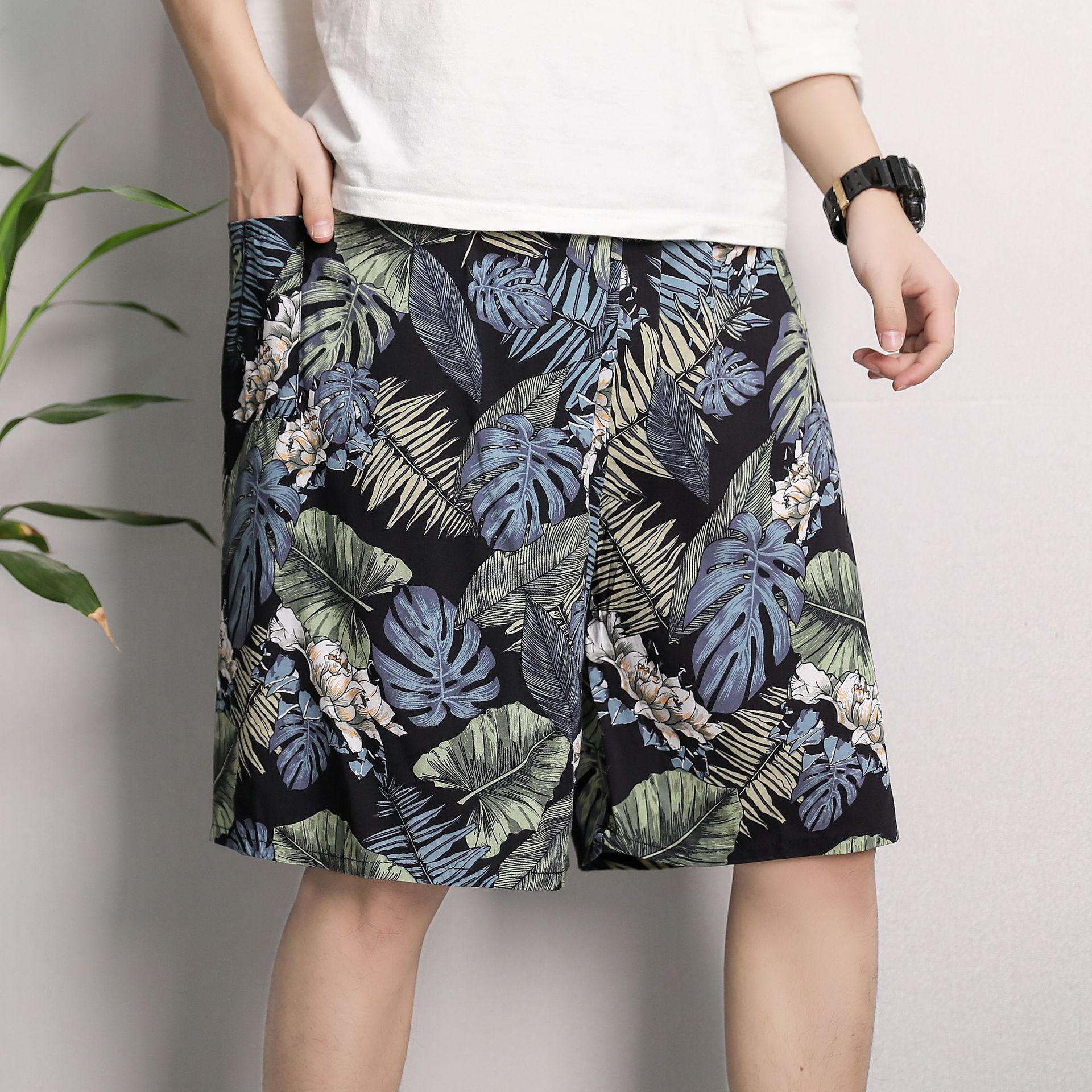Picture of Cotton Silk Pajama Pants Men's Summer Thin Large Size Loose Shorts Casual Breathable Floral Pants Outer Wear Five-Point Beach Pants