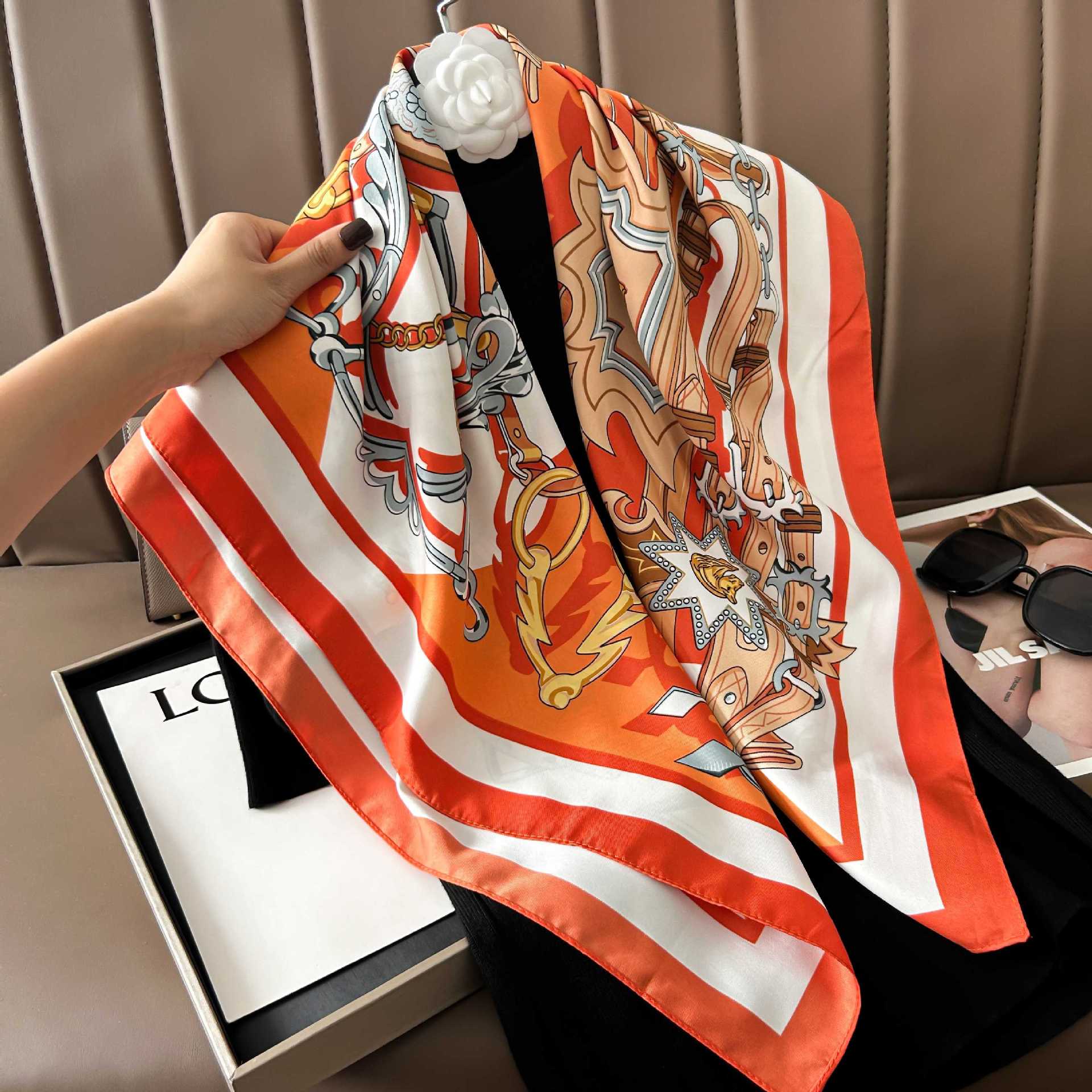Picture of New 90cm Large Square Silk Elegant High-grade Decorative Shawl Women's Silk Scarf Fashion All-match Professional Scarf