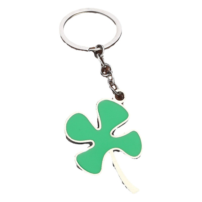 Lucky four-leaf clover keychain large green leaf creative gift pendant key ring car key chain