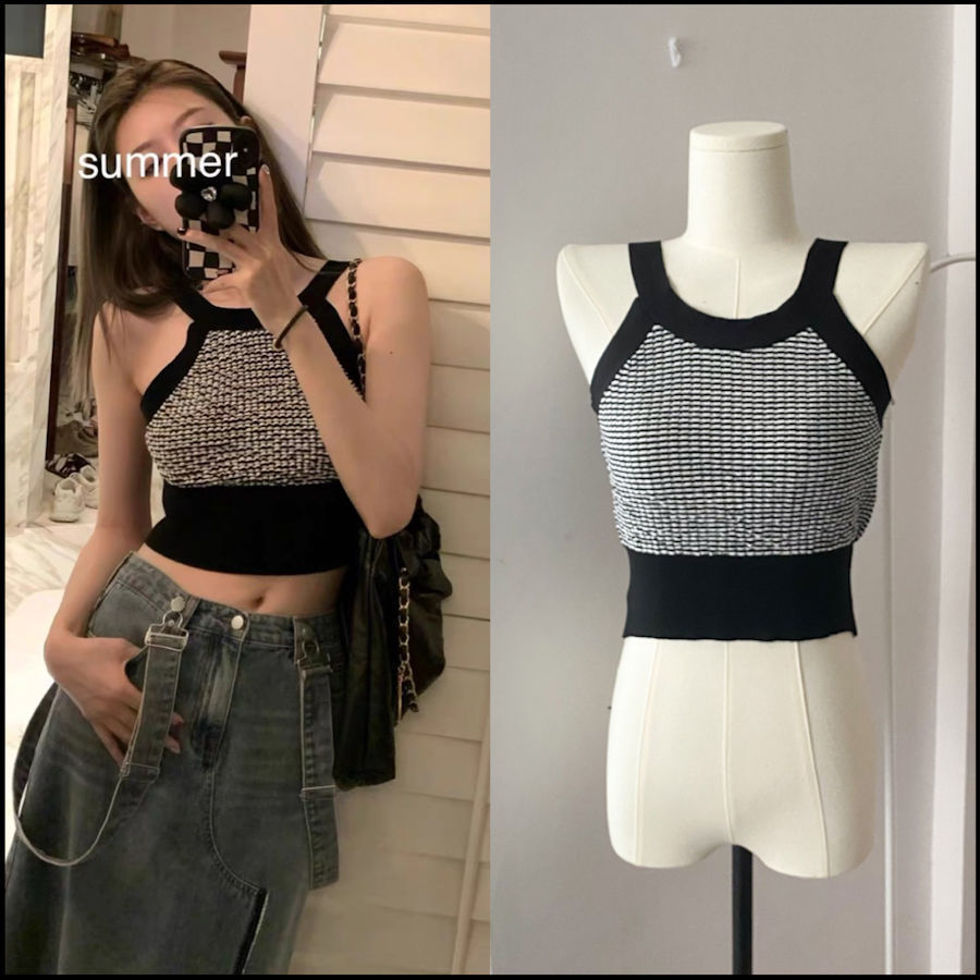 Picture of Knitted Halterneck Camisole Women's 2025 Summer New Sexy Outer Wear Sleeveless Short Sexy Backless Top Trendy