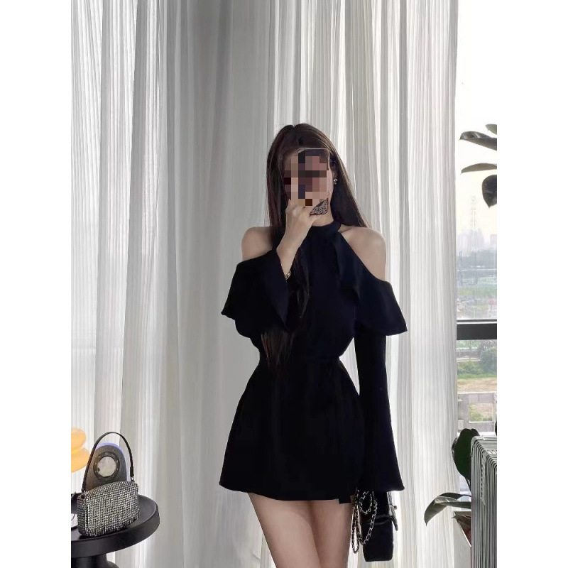 2025 Autumn Black Off-Shoulder Halter Dress Women's Ruffled Bell Sleeve Skirt Small Butt-Covering Short Skirt