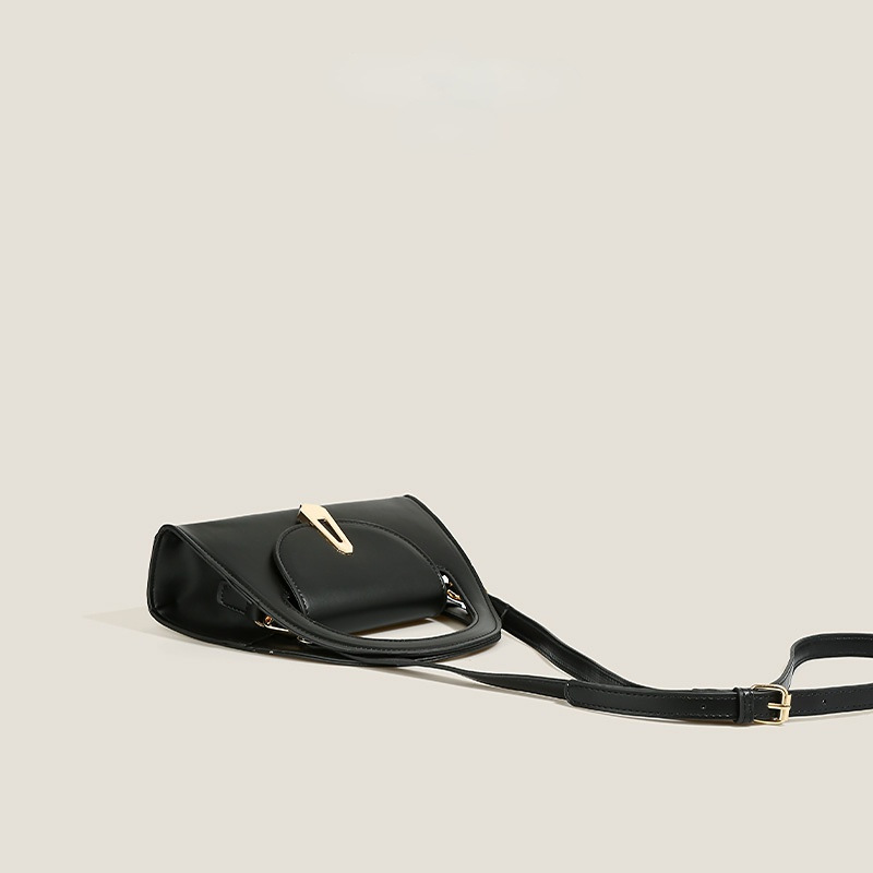 Picture of 2025 New Pu Accessible Luxury Pure Color Handbag Niche Versatile Crossbody Bag Women's High-End Shoulder Bag Wholesale