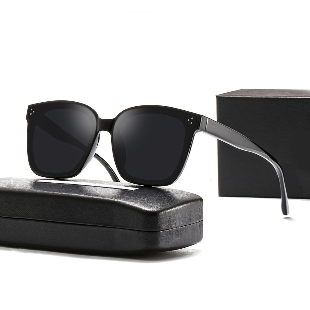 Picture of Hot-Selling New Gm Sunglasses for Women, High-End, Anti-Uv, Big Face, Slimming Look Sunglasses, Men's Driving Polarized Glasses