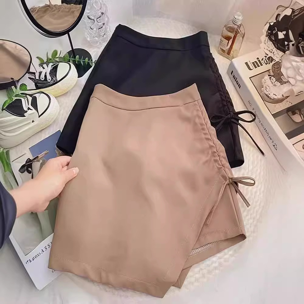 Black Skirt Women's 2025 New Summer High Waist Slimming A- line Skirt Design Pleated Drawstring Bag Hip Skirt