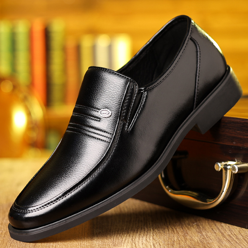 Leather shoes men's four seasons feet men's business dress shoes breathable casual pedal middle-aged father shoes a generation of hair
