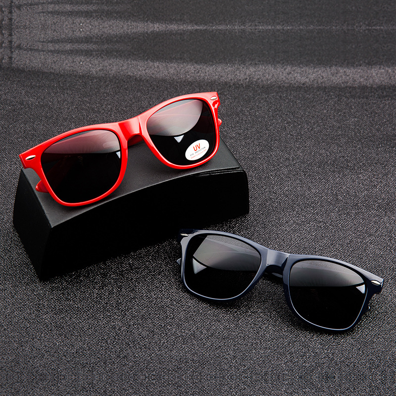 Picture of Classic rice nail sunglasses 2140 fashion candy color sunglasses gifts foreign trade gift glasses wholesale