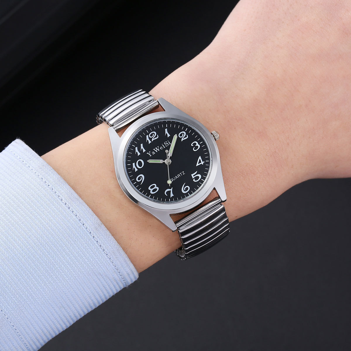 in stock supply hot middle-aged and elderly elastic band watch big digital life waterproof luminous quartz watch wholesale