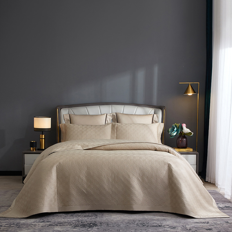 Foreign Trade Cross-border Cotton Long-staple Cotton Padded Bed Cover Three-piece Set Cotton Quilted Cover Blanket Tatami Four Seasons Pit Cover