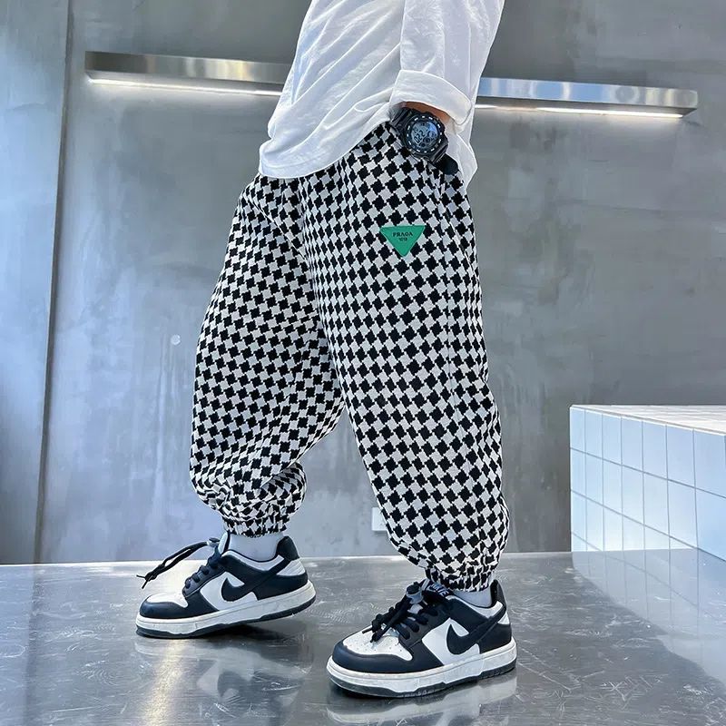 Picture of Children's Pants Boys and Girls Fleece-lined Sweatpants Sports Pants Winter Spring and Autumn Mid-size Children's 2023 New Trendy Trousers