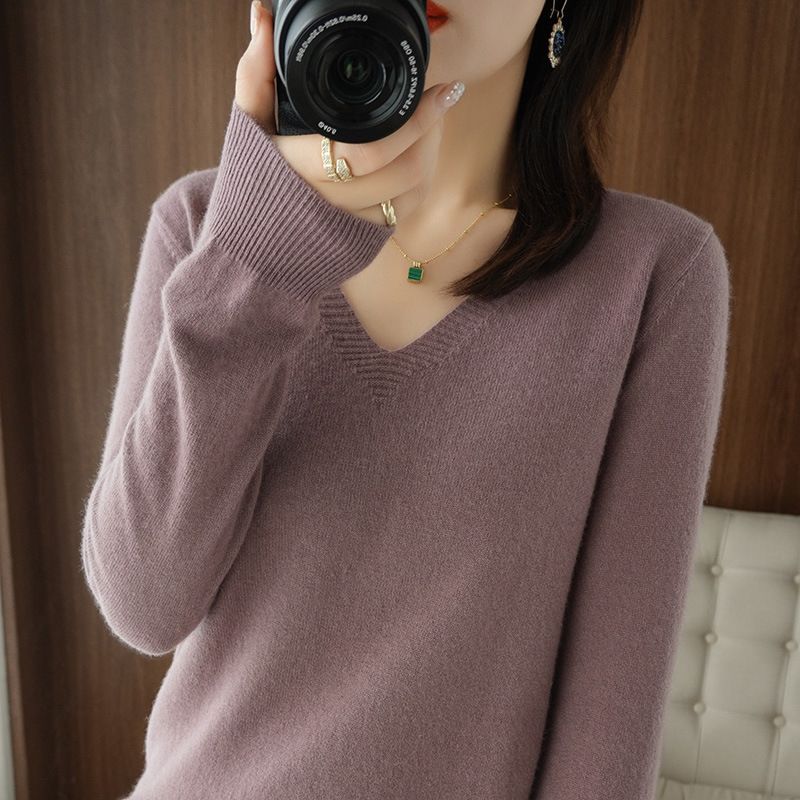 Picture of 2025 Spring New Pure Color V Neck Knitted Bottoming Shirt Pullover Slimming Look Sweater Thin Style Western Style Inner Wear