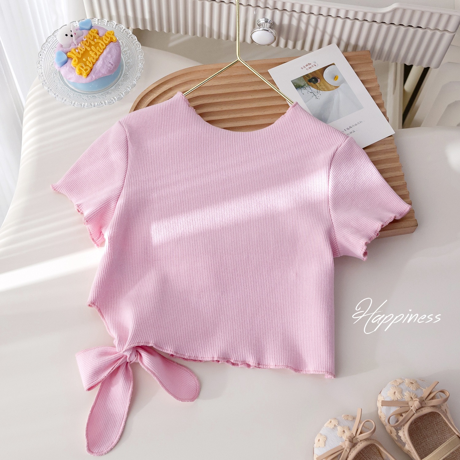 Picture of Girls' Summer suit Korean-style Fungus Lace Bow Short-sleeved T-shirt Western-style Lace Floral Pant Skirt Two-piece Set